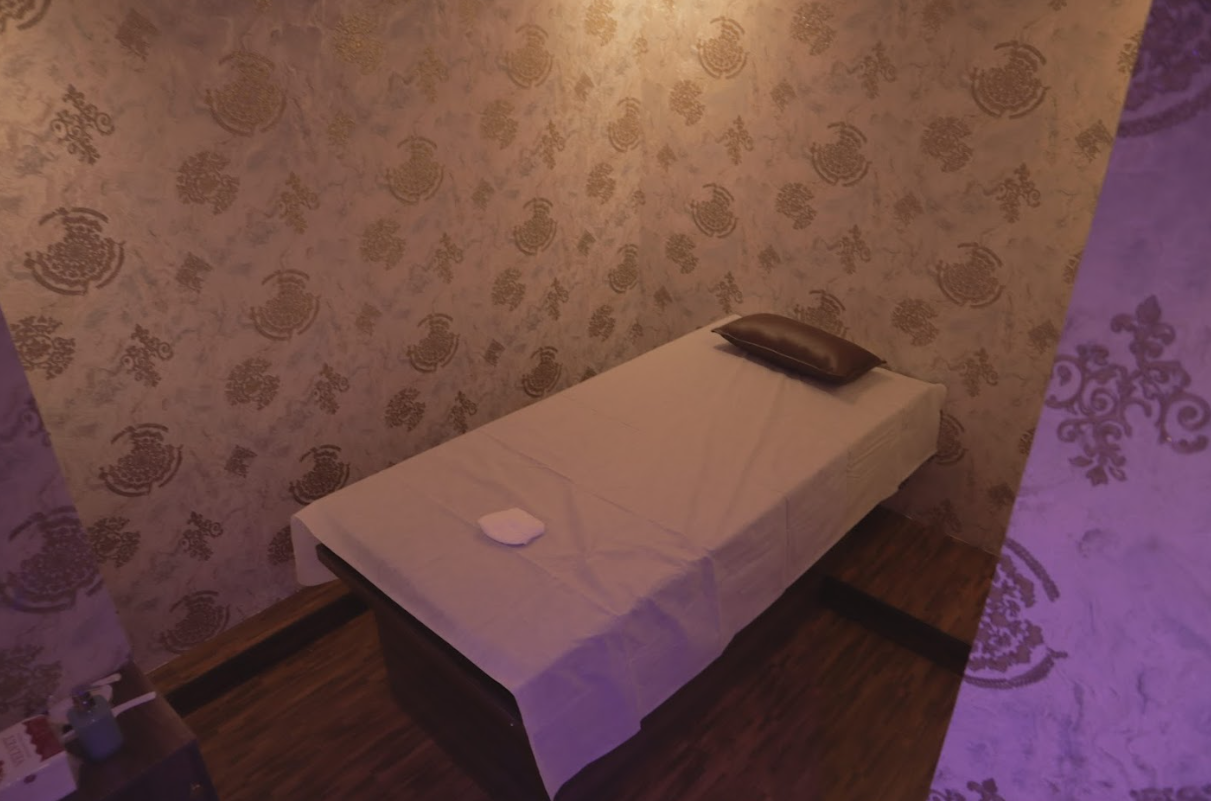 Couples Room at Jubilee International Spa
